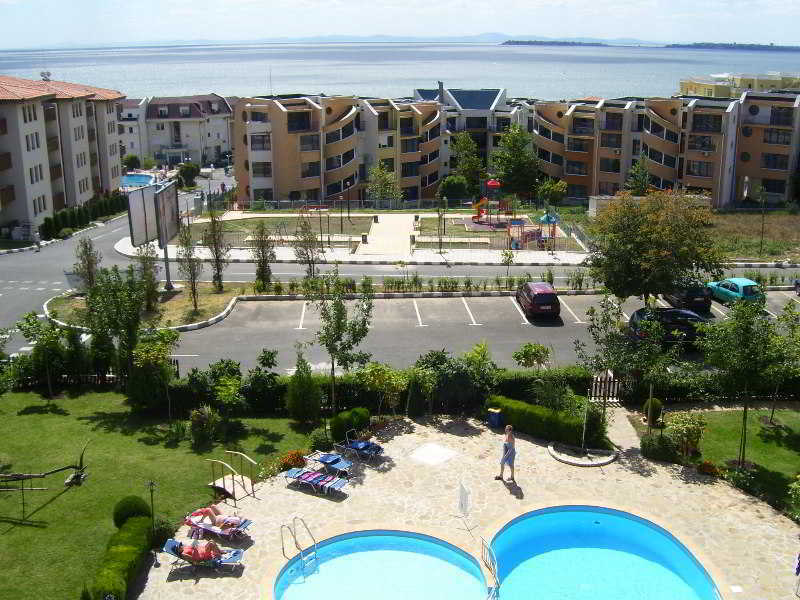 Dolphin Hotel Sveti Vlas Eksteriør billede